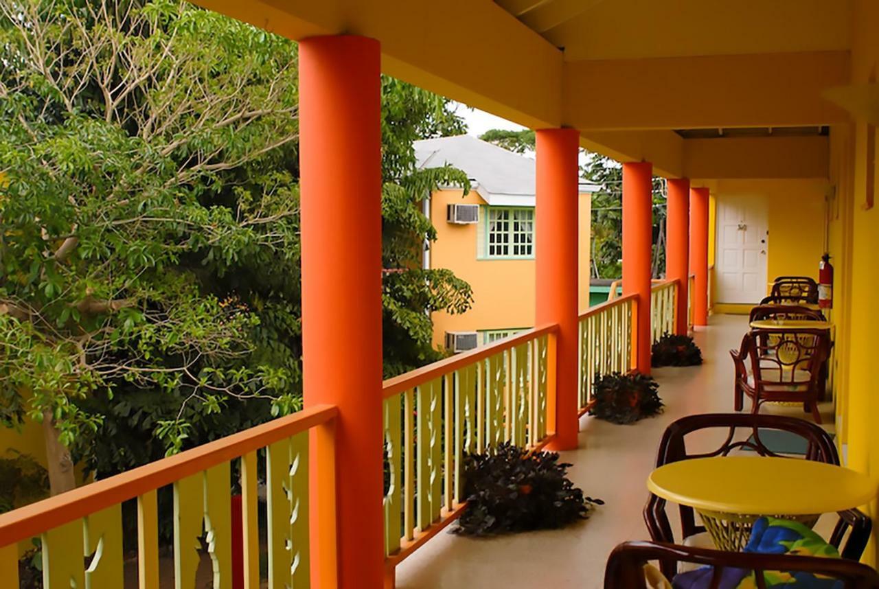 Grand Pineapple Beach Negril Hotel Buitenkant foto